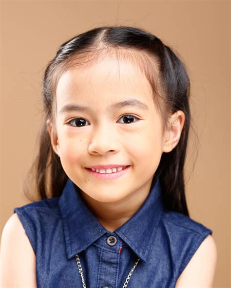 Yesha Camile .